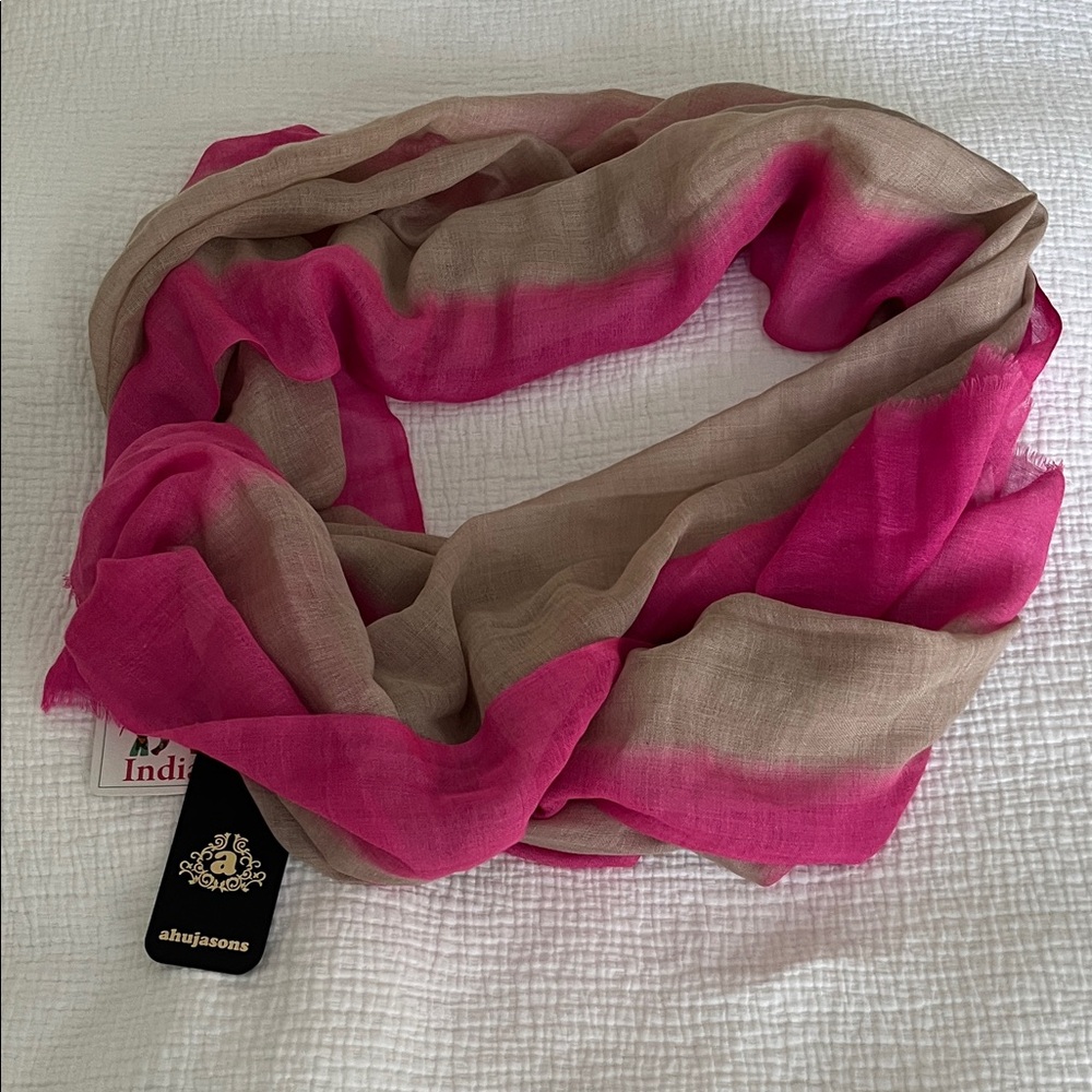 Handcrafted Wool Silk Blend Pink Scarf made in India NWT